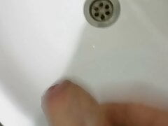 Jerk off at work in the sink
