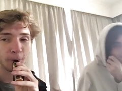 Beautiful Young Twinks vape till they cum