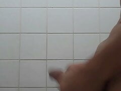 Ace jerking while taking a bath