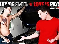Love Is Payne - Service Station Dakota Payne, Jayden Marcos
