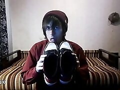 Emo boy cums on sneakers and licks sperm