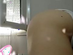 ---SEXY ASS AND HOT BODY OF RUSSIAN TEEN IN VIDEO---
